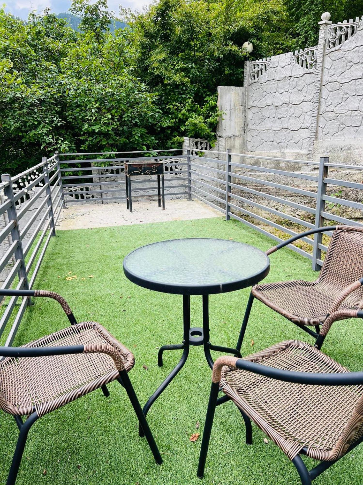 Serenity Likani Villa Hotel Borzsomi Kültér fotó
